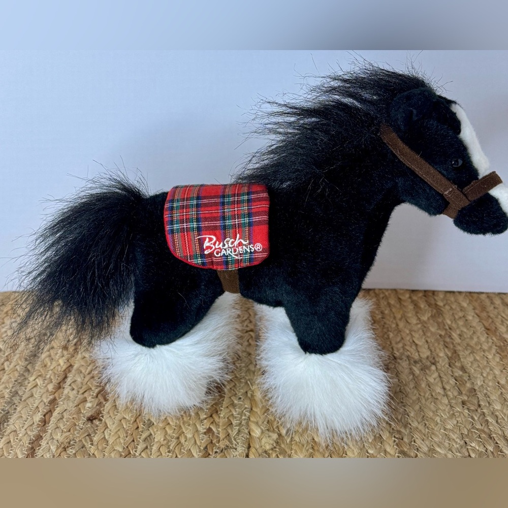 🐴Busch Gardens Black and White Plush Clydesdale Toy